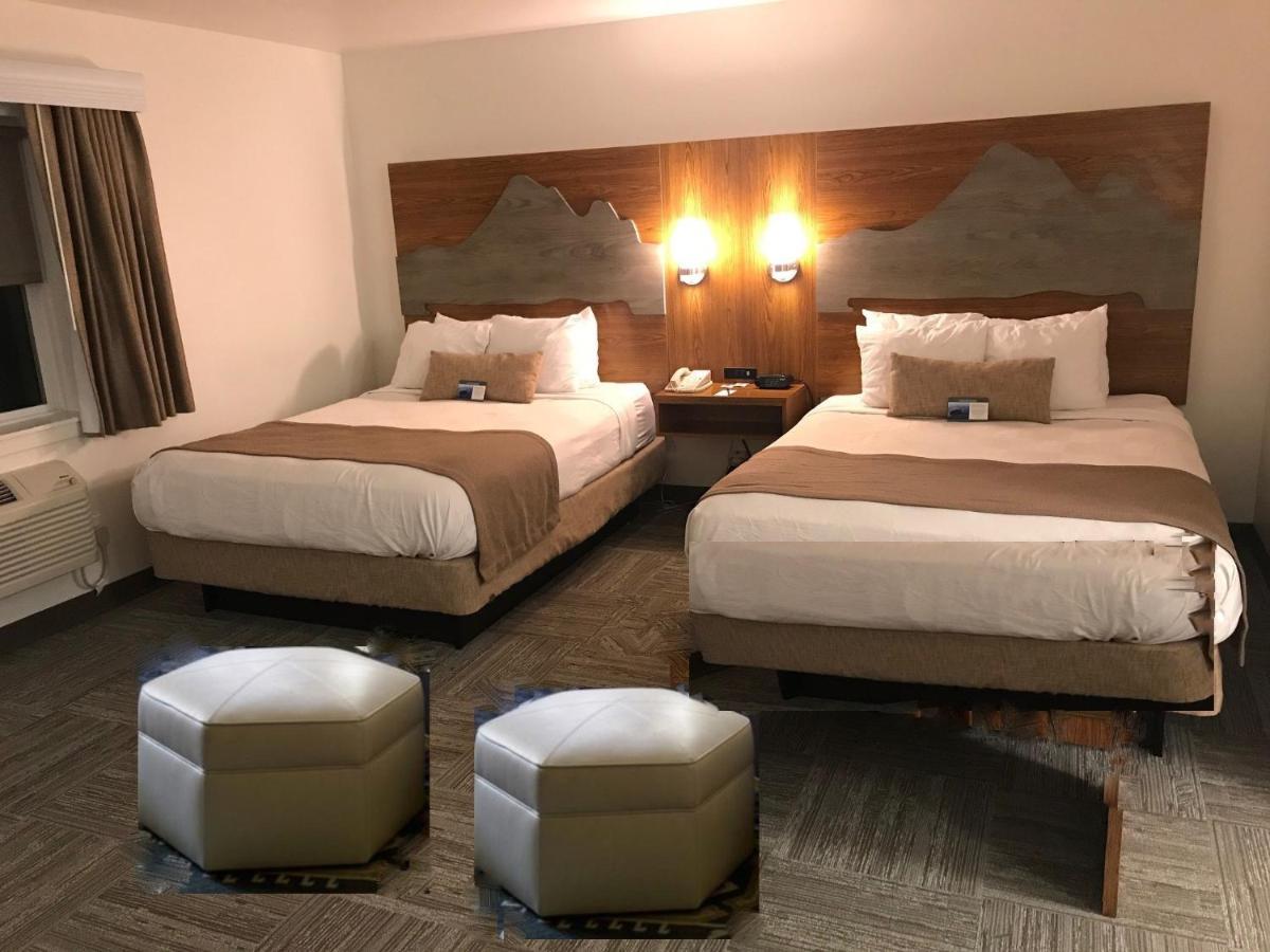Marshall Hotel